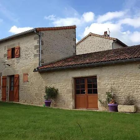 B&B Le Fontaine : Minis Maisons De Charme *