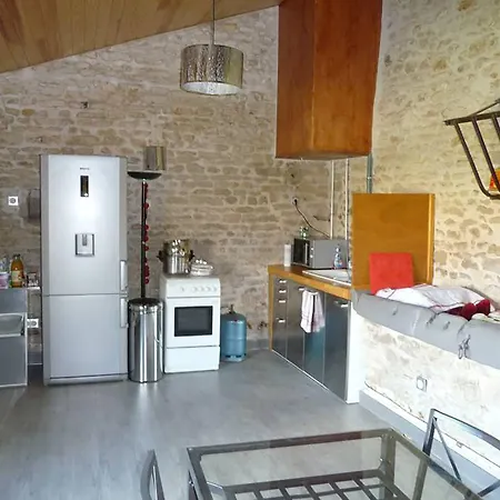 Le Fontaine : Minis Maisons De Charme Saint-Georges-les-Baillargeaux