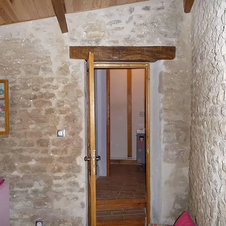 Le Fontaine : Minis Maisons De Charme 3*